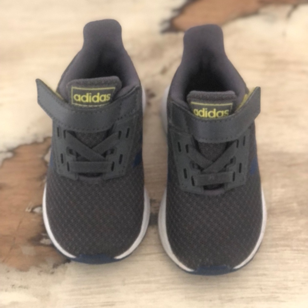 Adidas toddler sneakers